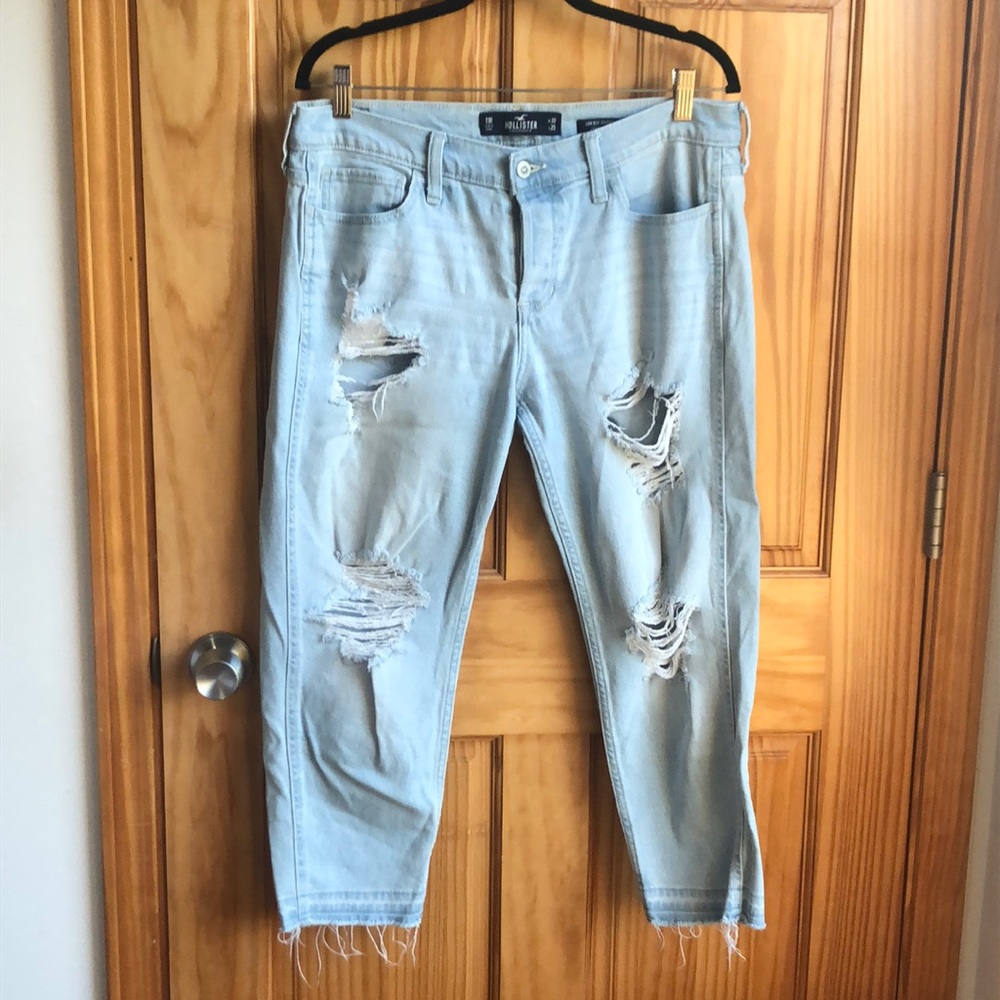 Hollister Low Rise Boyfriend Jean size 11